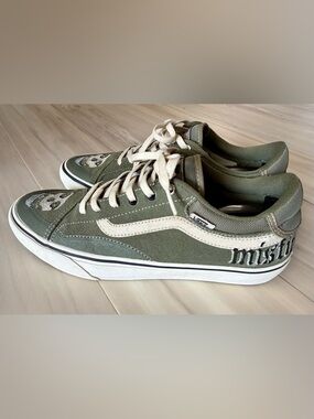Vans + Misfits Old Skool Sneakers in Olive Green size 9.5 men’s